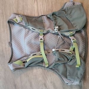 Mountain Hardware Running Vest